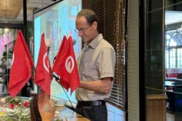 شكري الغضاب: “ترى لو عاد”