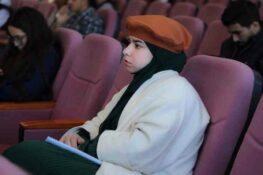 لبنى بنزينون تقول “جدّتي، تمنيتُ لو أهديتكِ عمري”