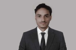 مصطفى الصميدي من اليمن يقول “إذا لم تكوني لن أكون”