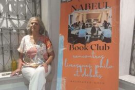 اسمهان خان تقول “لا شيء في جوفه الخاوي!!”