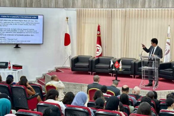 جندوبة: سفير اليابان بتونس يحاضر من أعلى المنبر الجامعي