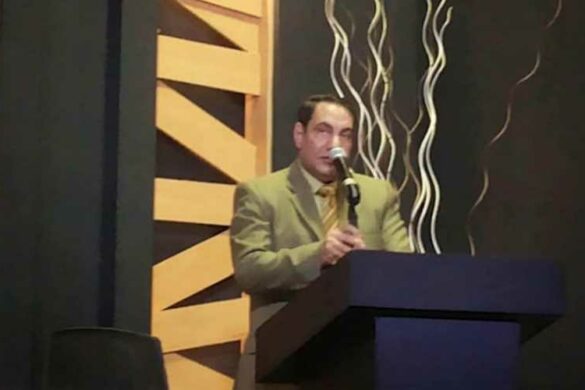 عباس محمود عامر من مصر يكتب “حينما تتعانق روحانا!!”