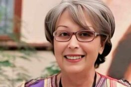 نجاة الورغي تقدّم نصّا شعريا بعنوان “ذكريات مبعثرة!!”