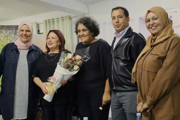 وفاء الطبوبي من “آيام قرطاج المسرحية” الى “مسرح الادماج” بأريانة