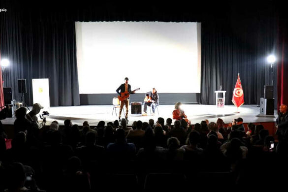 بالصور -في افتتاحه للنسخة 12 لأيام قرطاج السينمائية في الجهات: والي جندوبة يؤكد ان تزامنها مع عيد الثورة يغذي مناخات الحرية في تونس اليوم