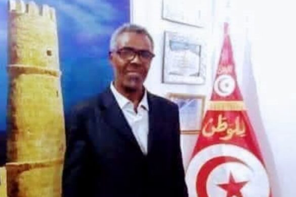 محمد الزيتوني لعماري – تونس: يقدّم قصيدة بعنوان “أروع الكلمات”