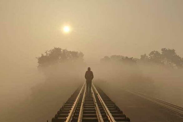 آية الكلاعي/المغرب: تقدّم نثريّة بعنوان “لم أرى”