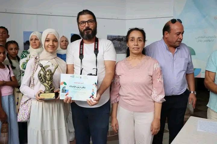 المركب الثقافي نيابوليس: الفن التشكيلي يحتفي بمواهب الناشئة في الدورة السادسة للمسابة الجهوية بولاية نابل