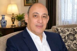 محمد المصري – مصر: قصيدة بعنوان “خريف العمر والشيب قد وَلّى”